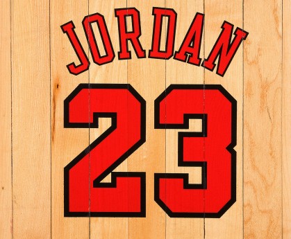 乐鱼电竞在线平台登录入口-巴萨防守失误频发，布鲁日打破平衡，晋级岌岌可危，巴萨39场不败